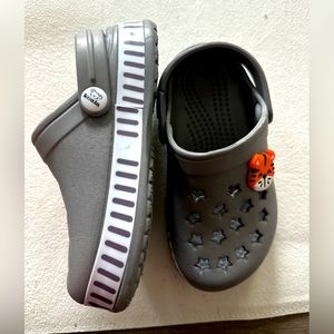 Toddler shoes size 9